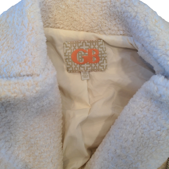 GB Fuzzy Jacket - Picture 3 of 3